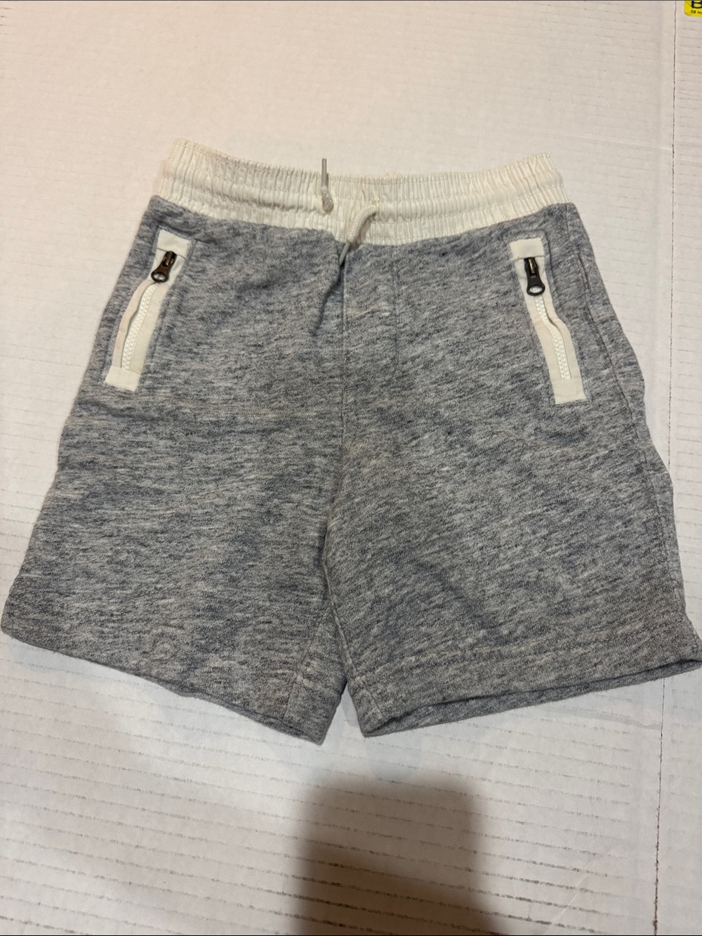 GAP Gray Heather Shorts with White Waistband and Zip Trim